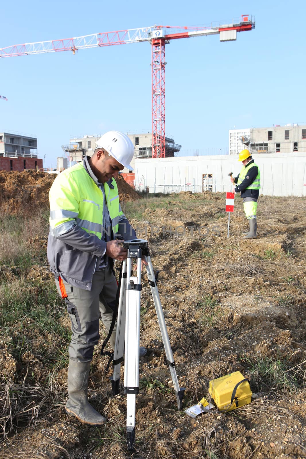 Two structural surveyors by phovoir