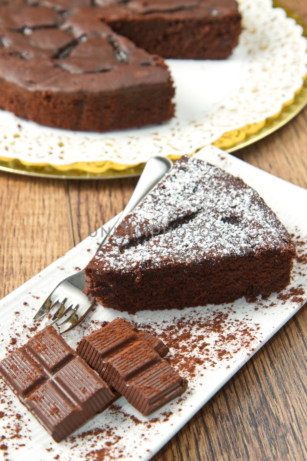 Dark chocolate cake  by lsantilli