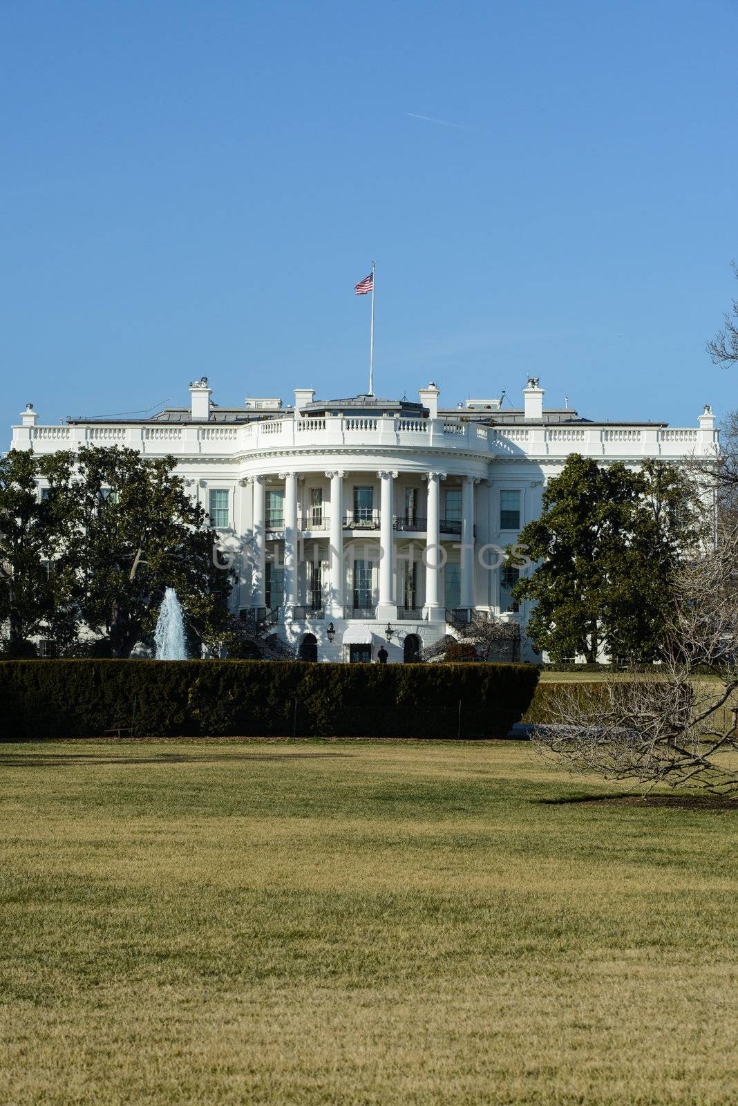 White House in Washington DC by bbourdages