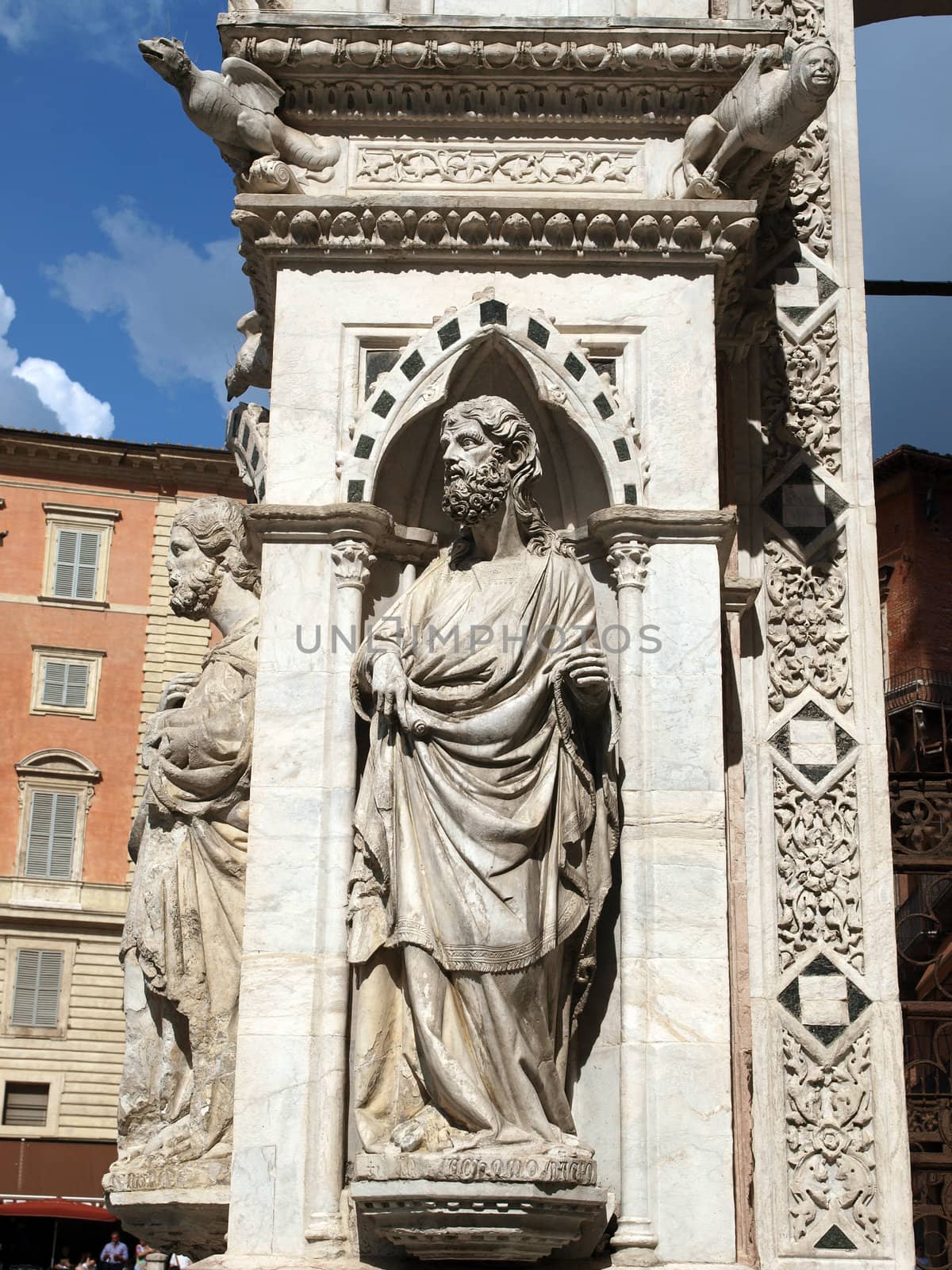 Siena - wonderfully decorated Capella di Piazza at Palazzo Pubblico