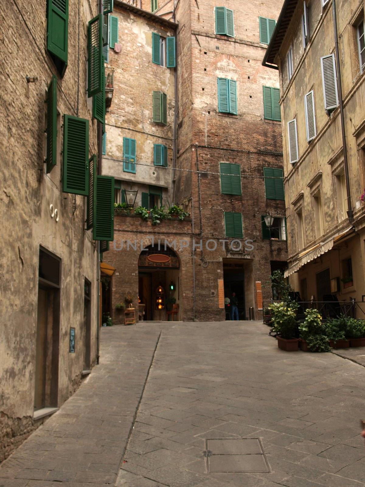Siena - the medieval climate and characteristic colours