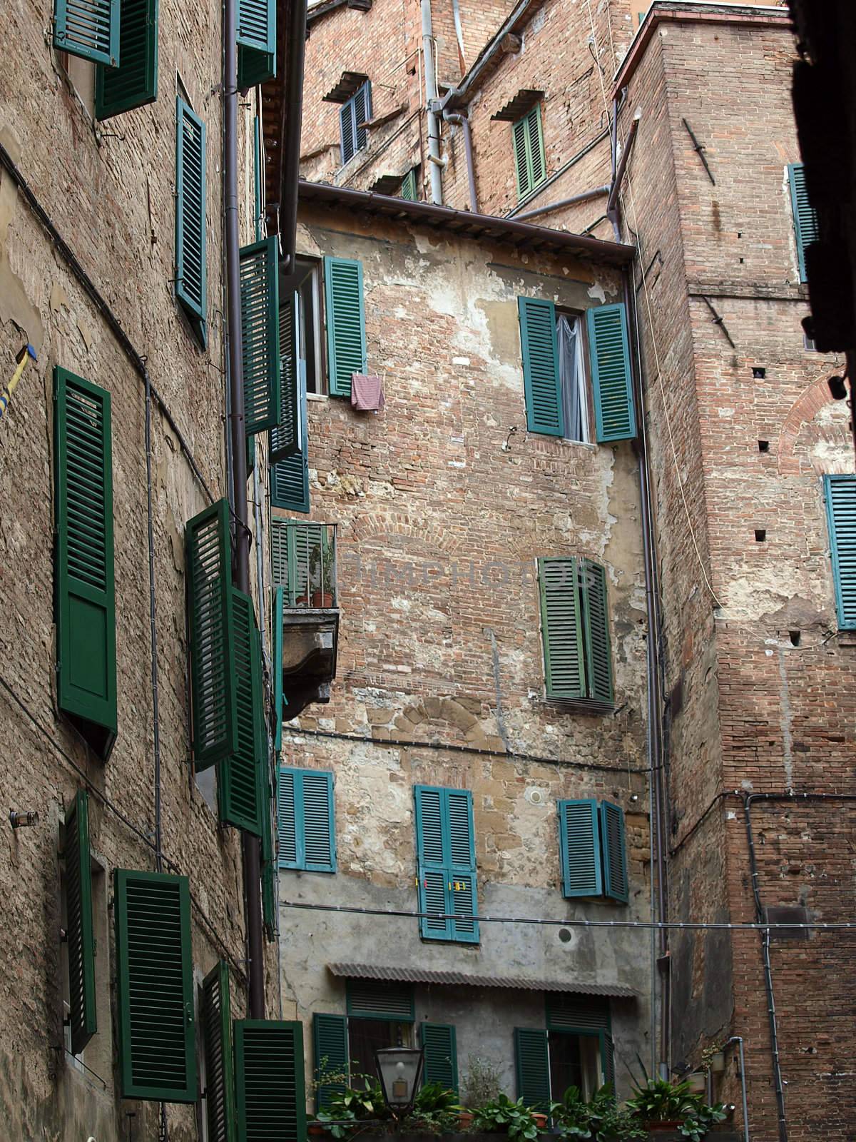 Siena - the medieval climate and characteristic colours