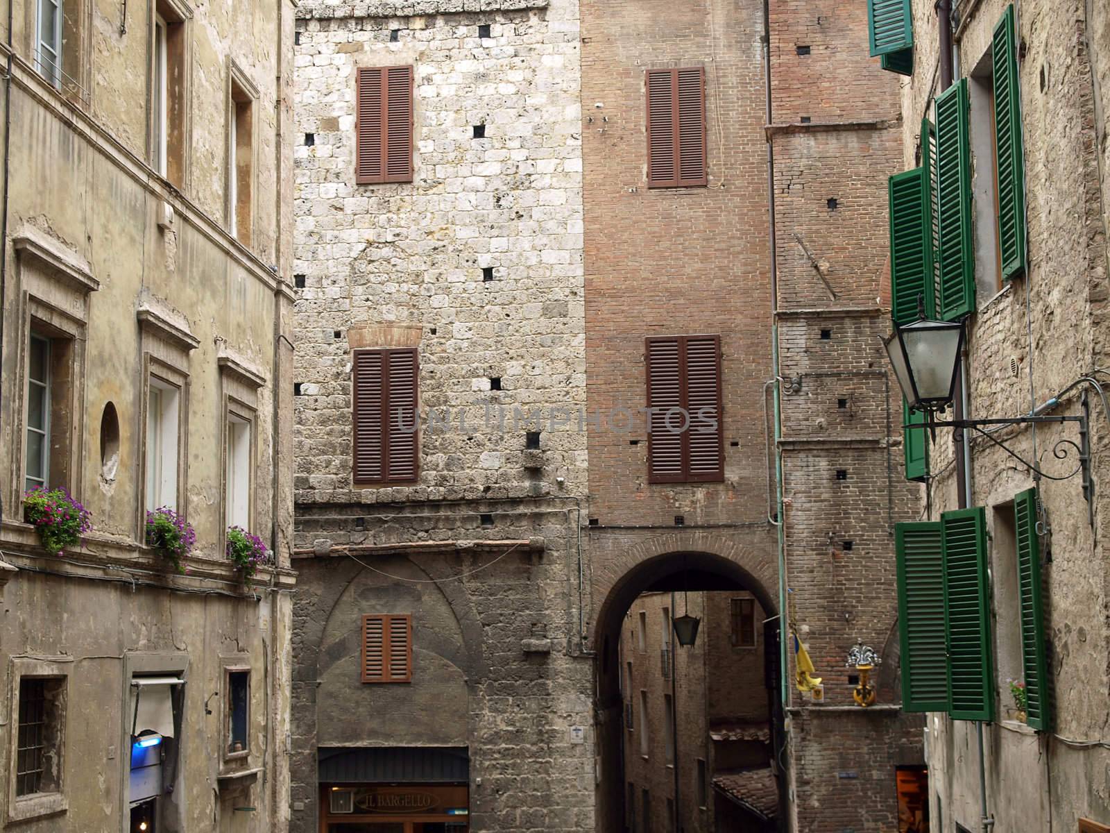 Siena - the medieval climate and characteristic colours