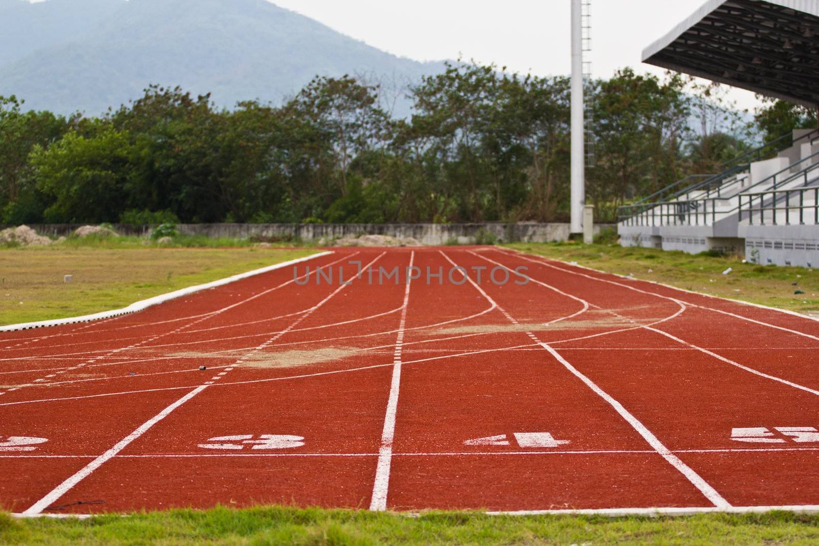 Racing lanes with numbers by wasan_gredpree