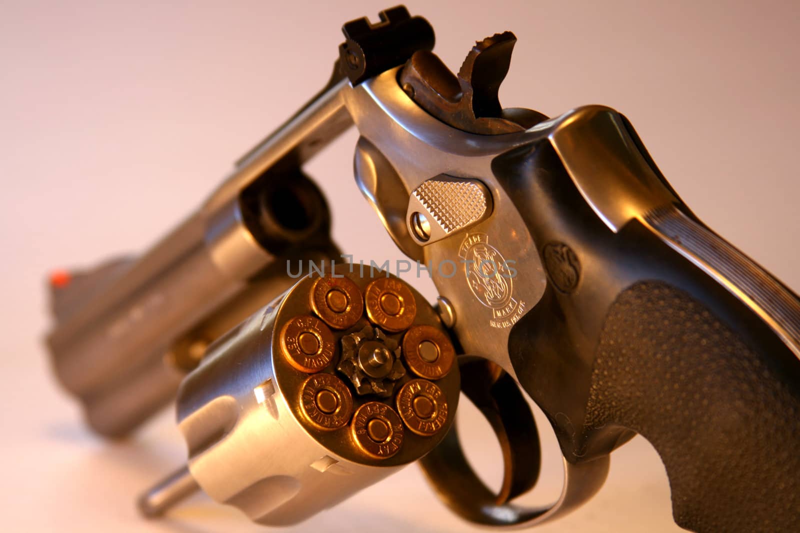 Smith & Wesson .357 Revolver by mrfocus