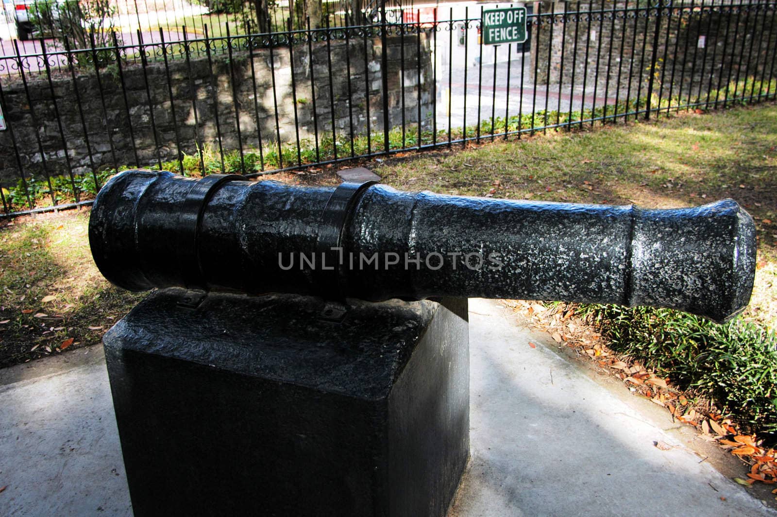 An old revolutionary war cannon