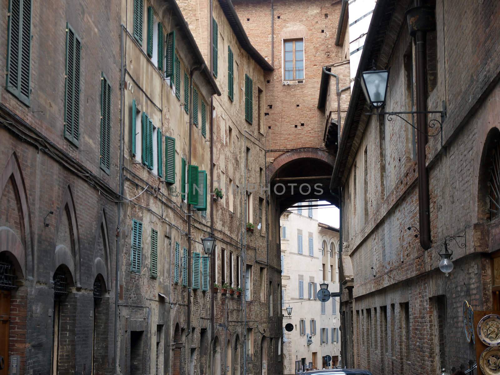 Siena - the medieval climate and characteristic colours