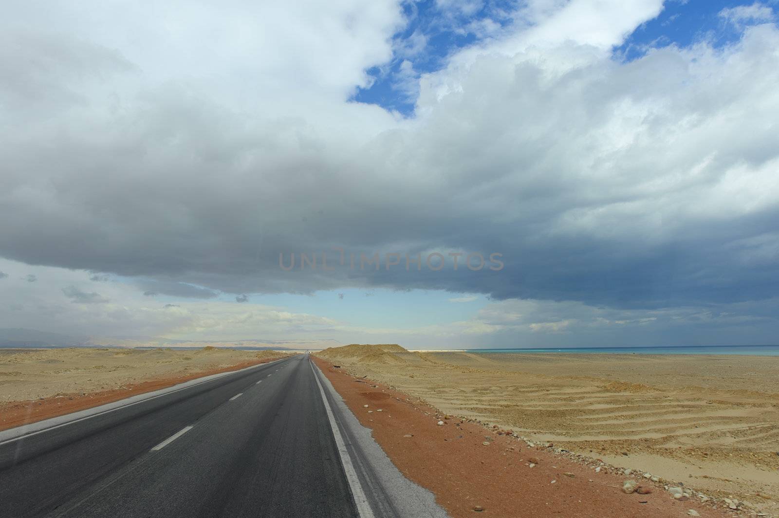Egypt highway by jackq