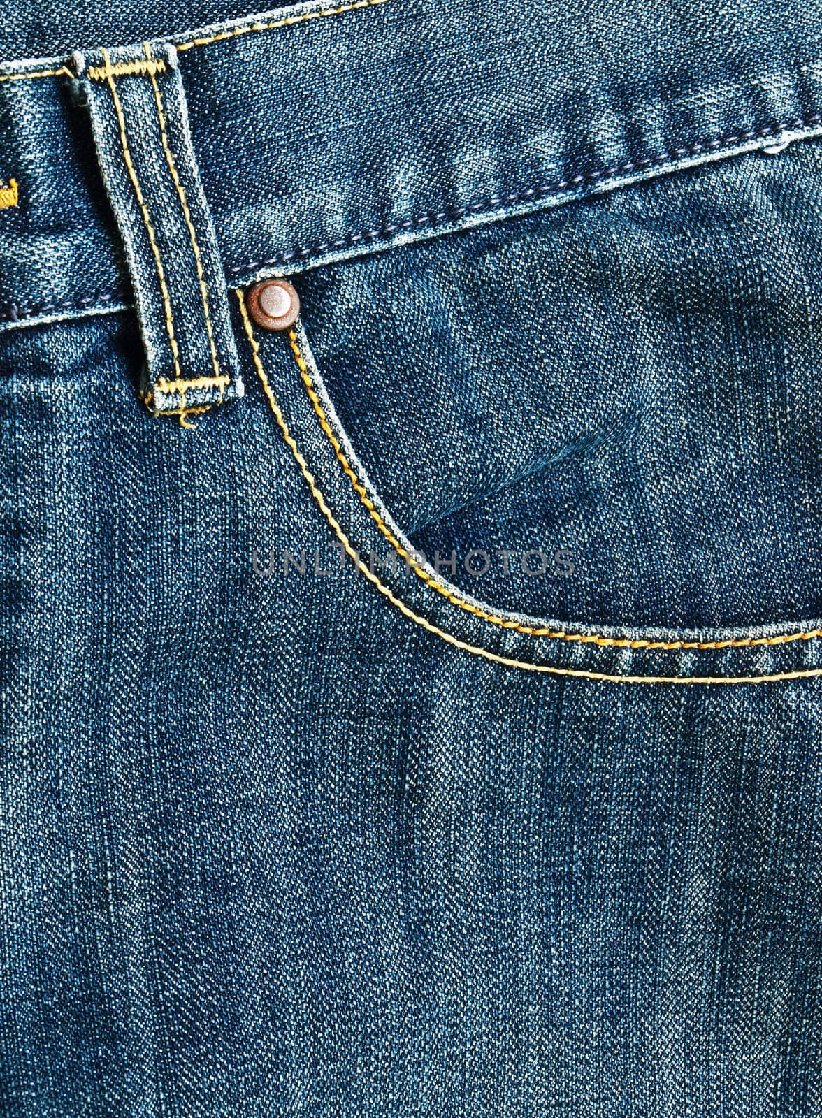 Pocket on a blue jean by gururugu