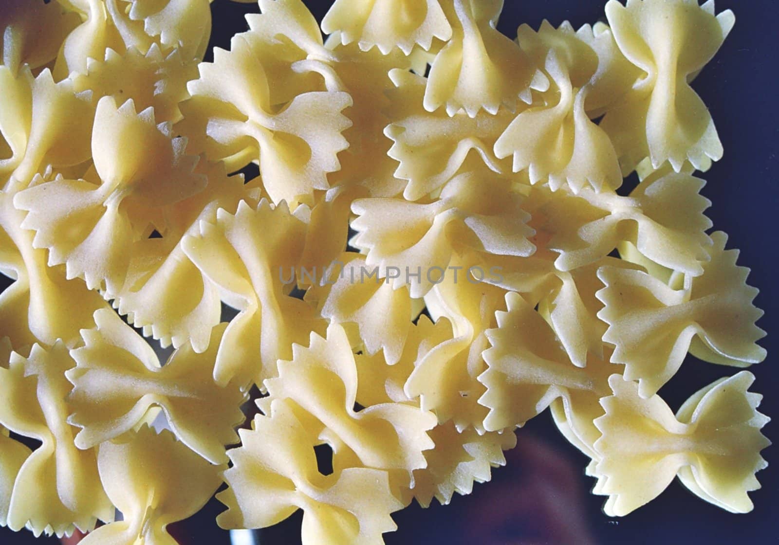 Farfalle pasta, uncooked