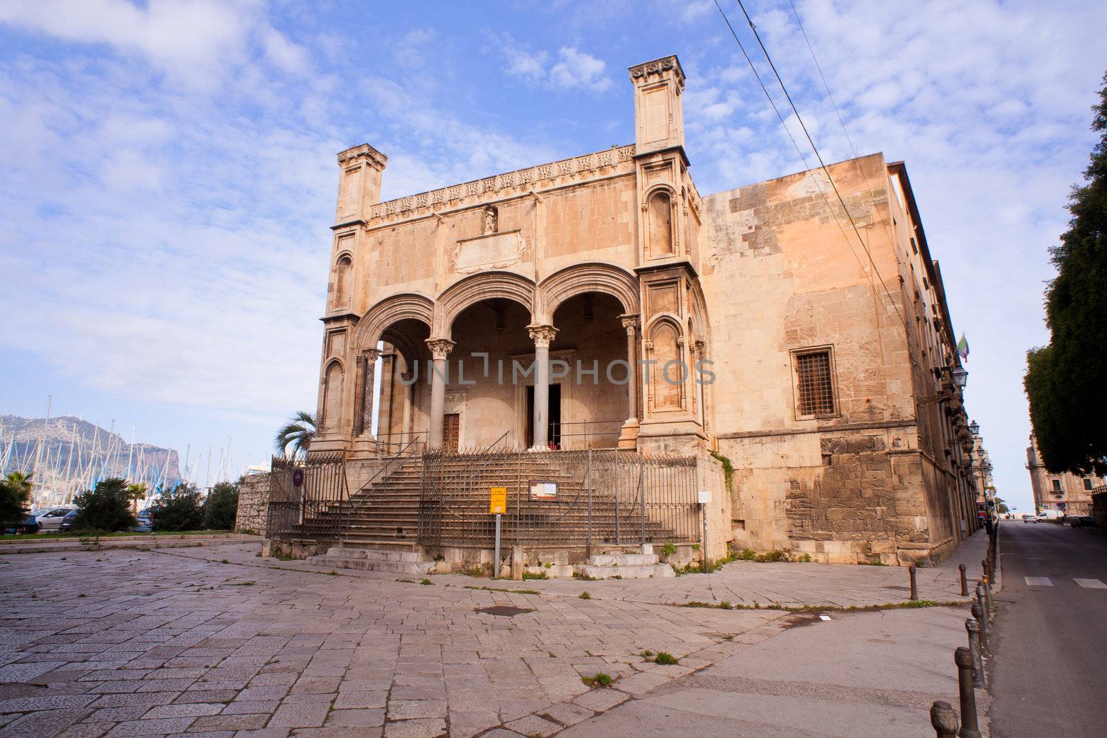 Santa maria della catena cathedral in Palermo