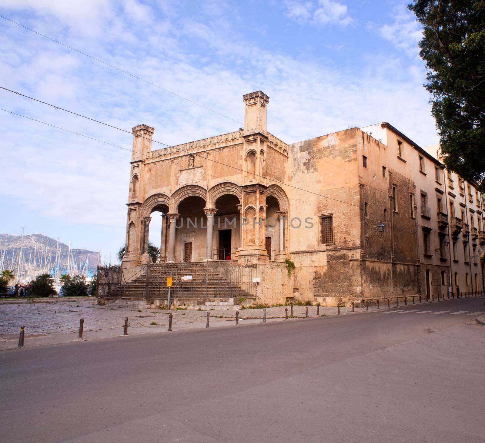 Santa maria della catena cathedral in Palermo