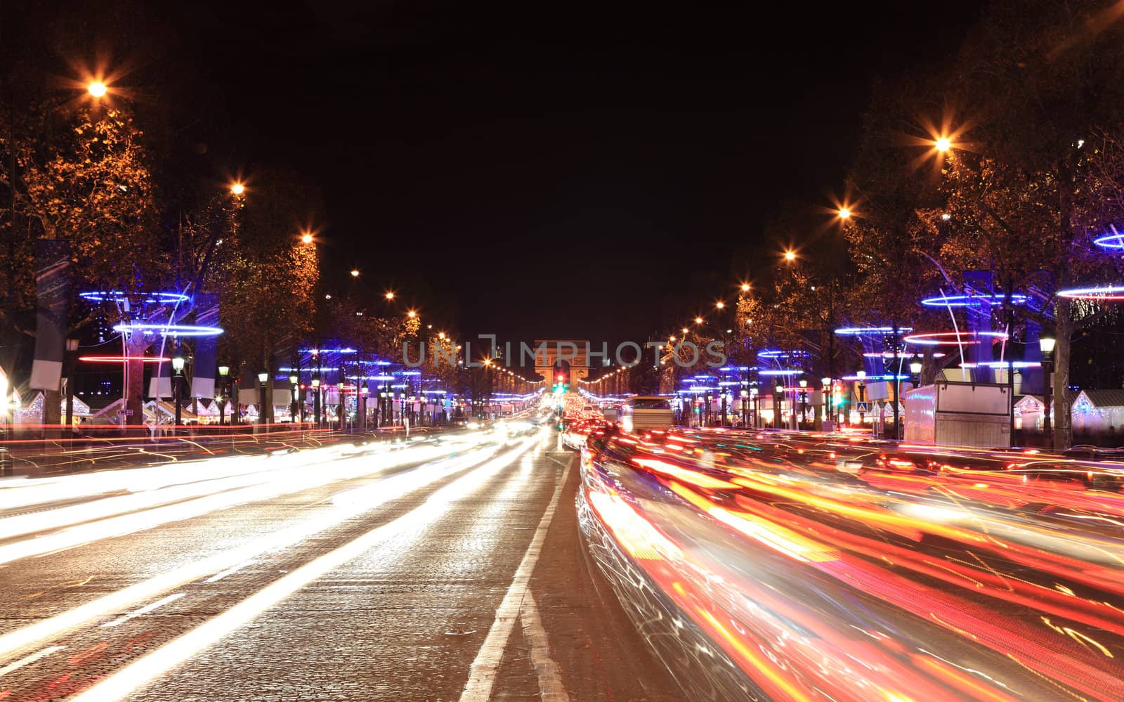 December illumination and traffic lights on the Avenue des Champs-�lys�es in Paris,Europe.