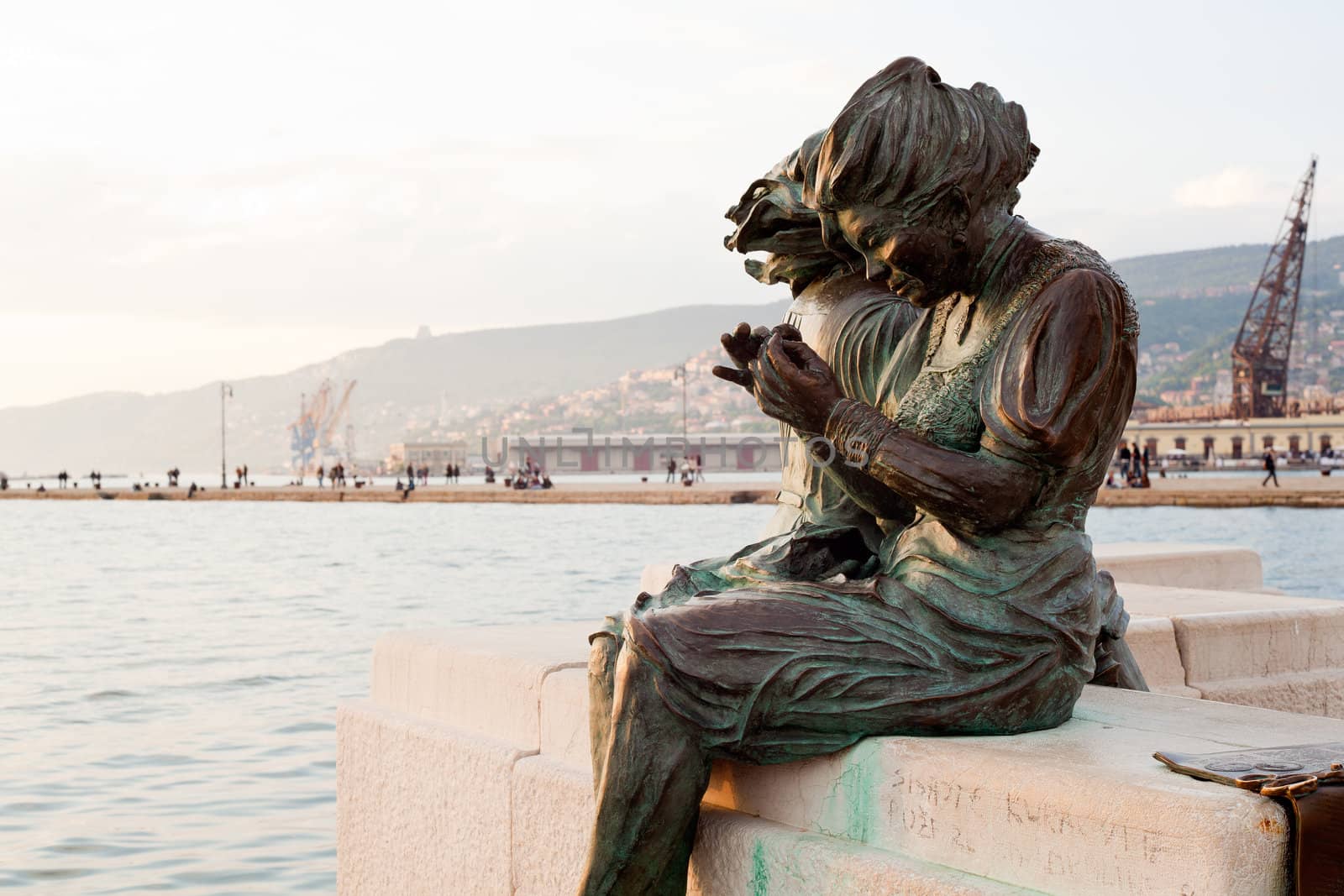 Le Sartine, Statues in Trieste - Italy