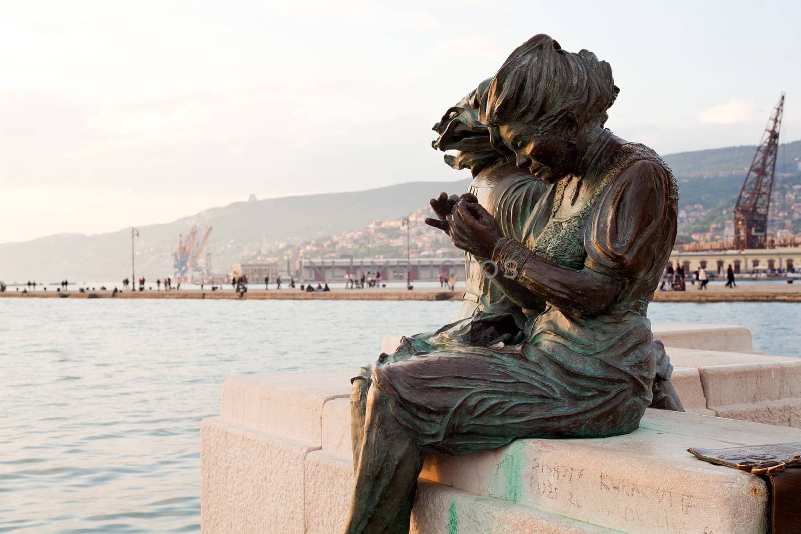 Le Sartine, Statues in Trieste - Italy