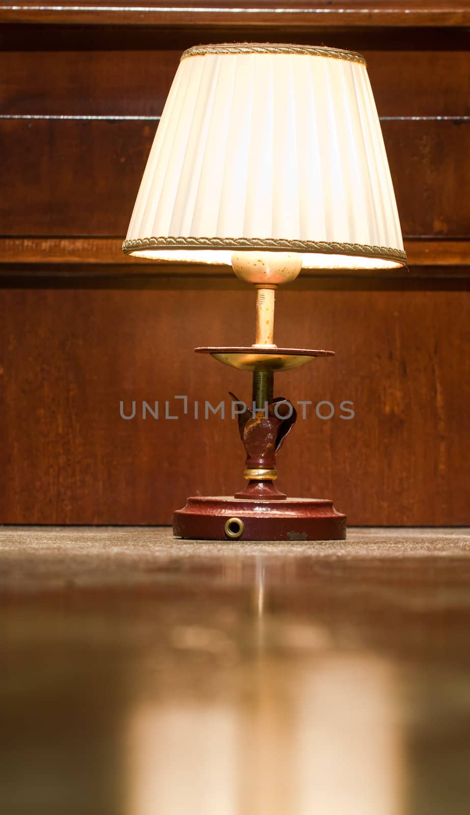 Photo of Bajour on the wooden writing desk