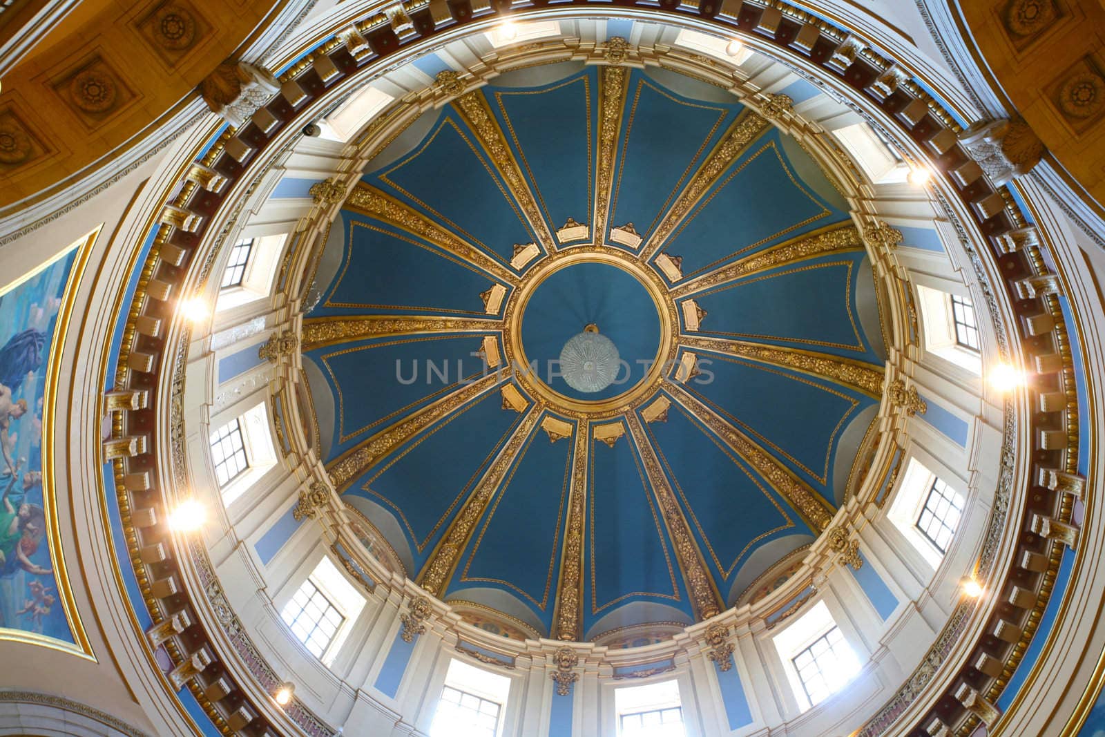 Interior of capitol dome in St. Paul, Mn