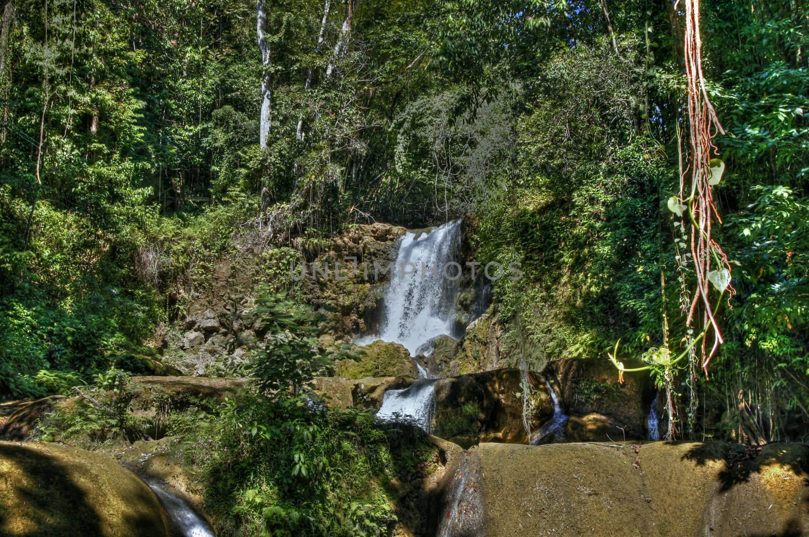 YJ falls in Jamaica with water pools