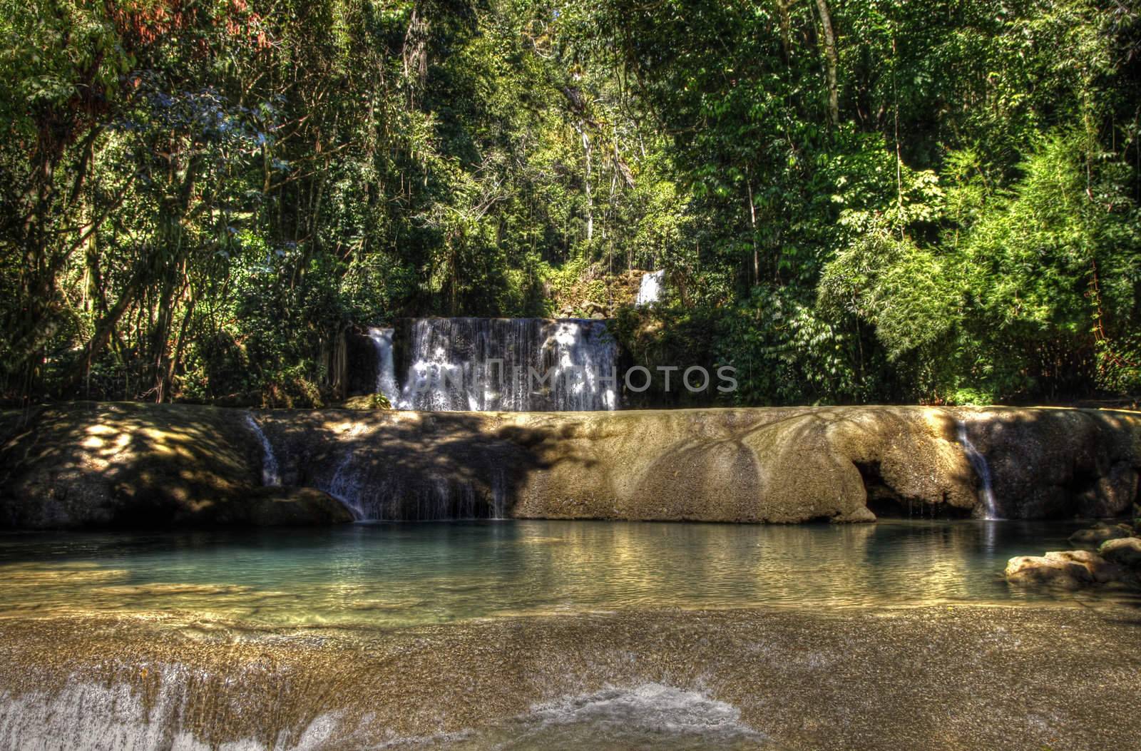 Jamaican Falls 82 by dbriyul