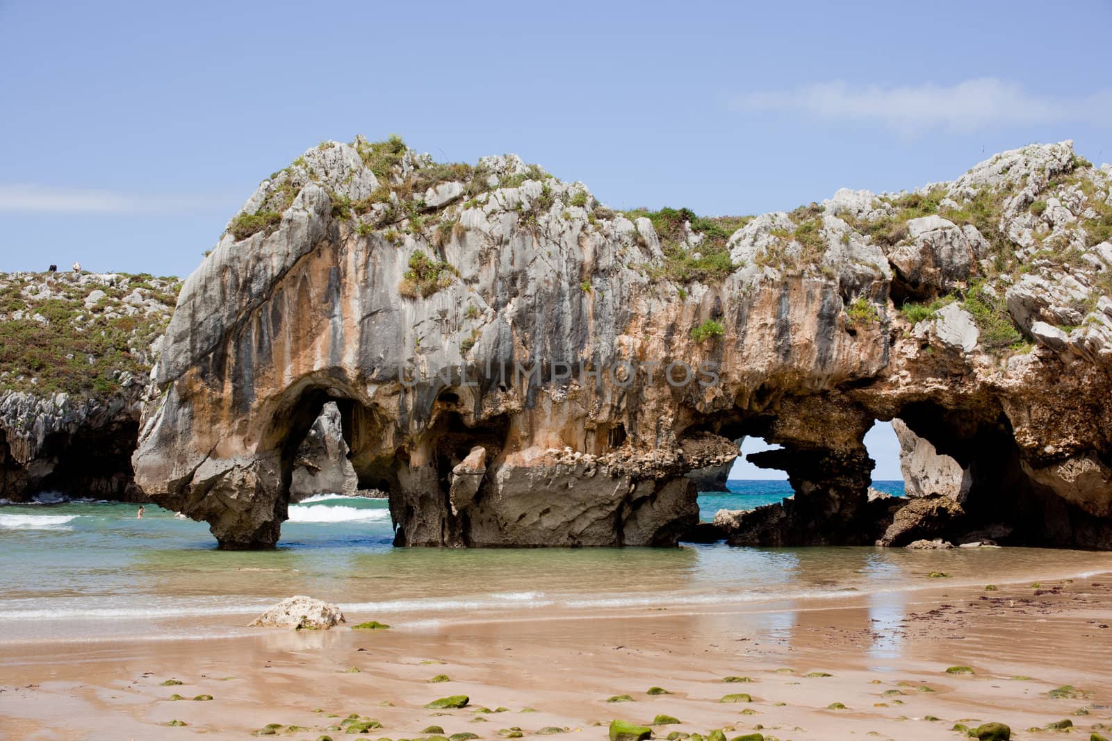 Cuevas del Mar by bepsimage