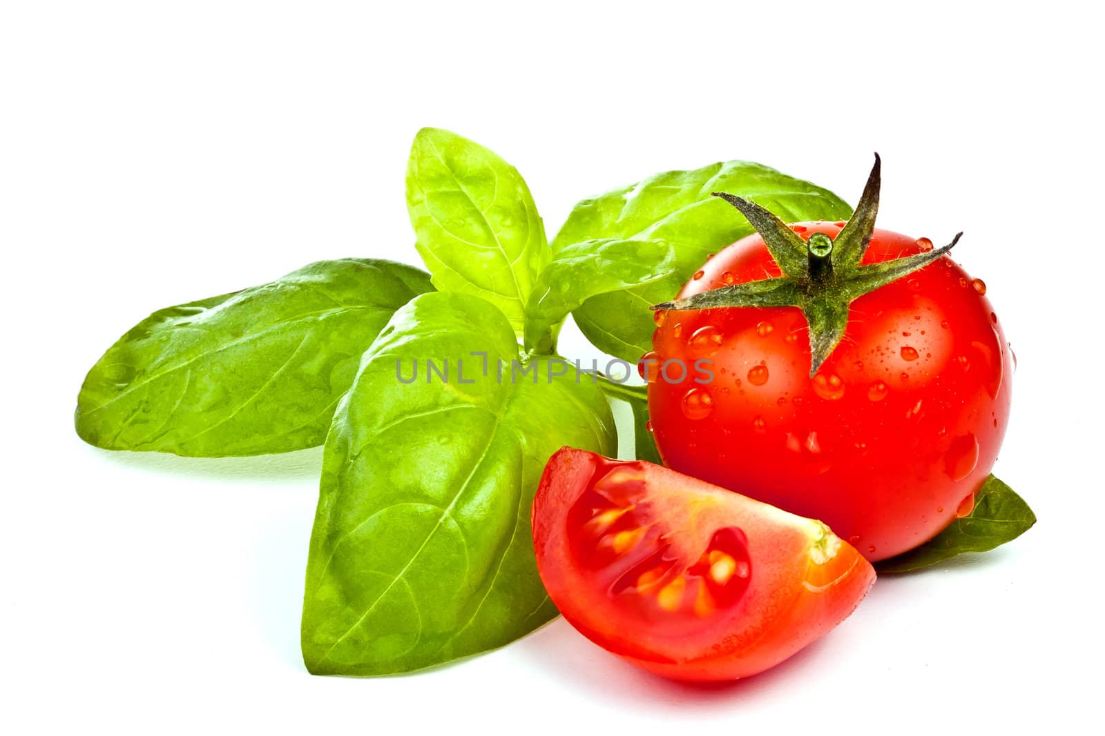 tomato of Pachino and basil by maxg71