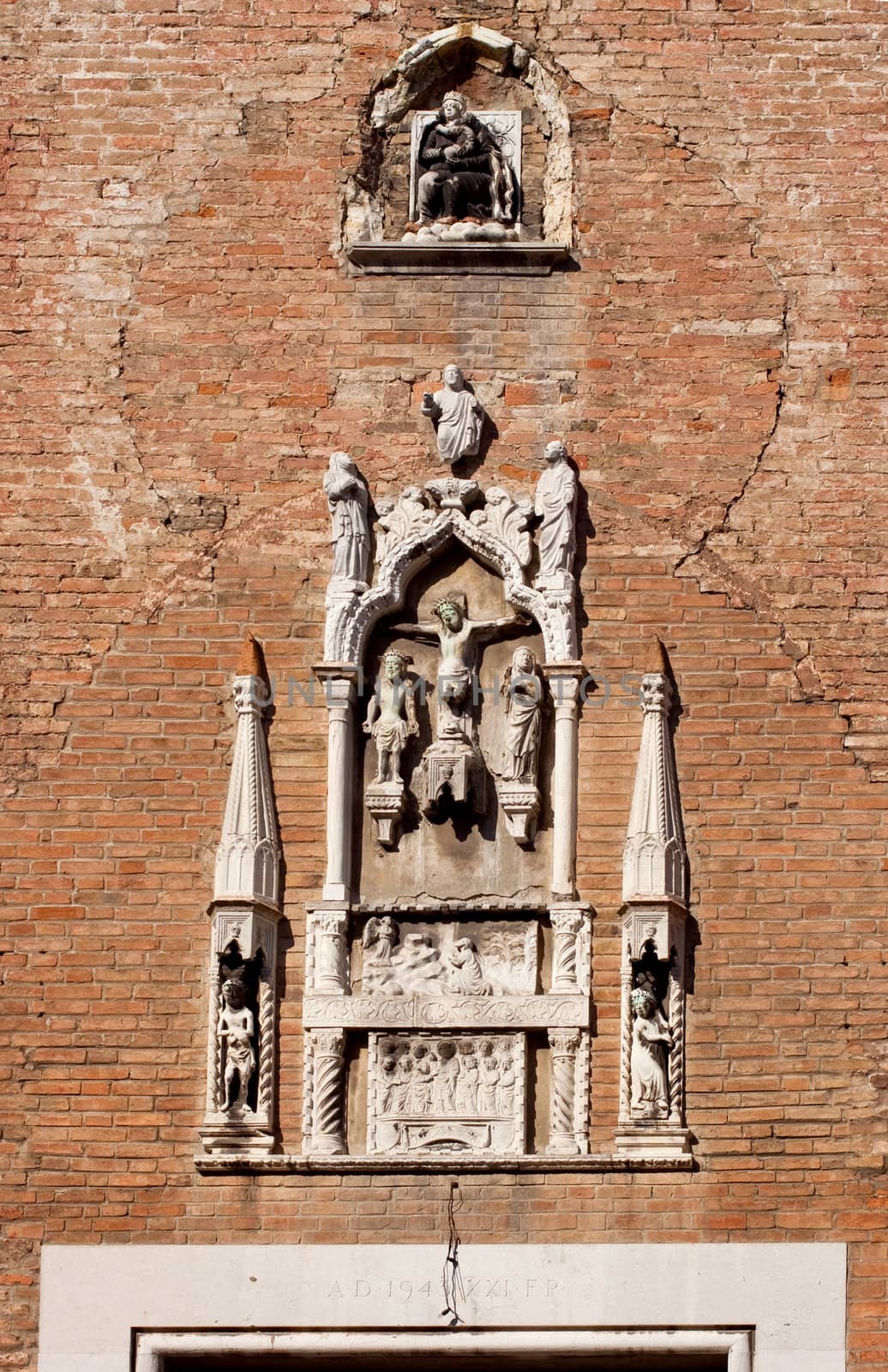 Photo of the crucifixion Sculpture