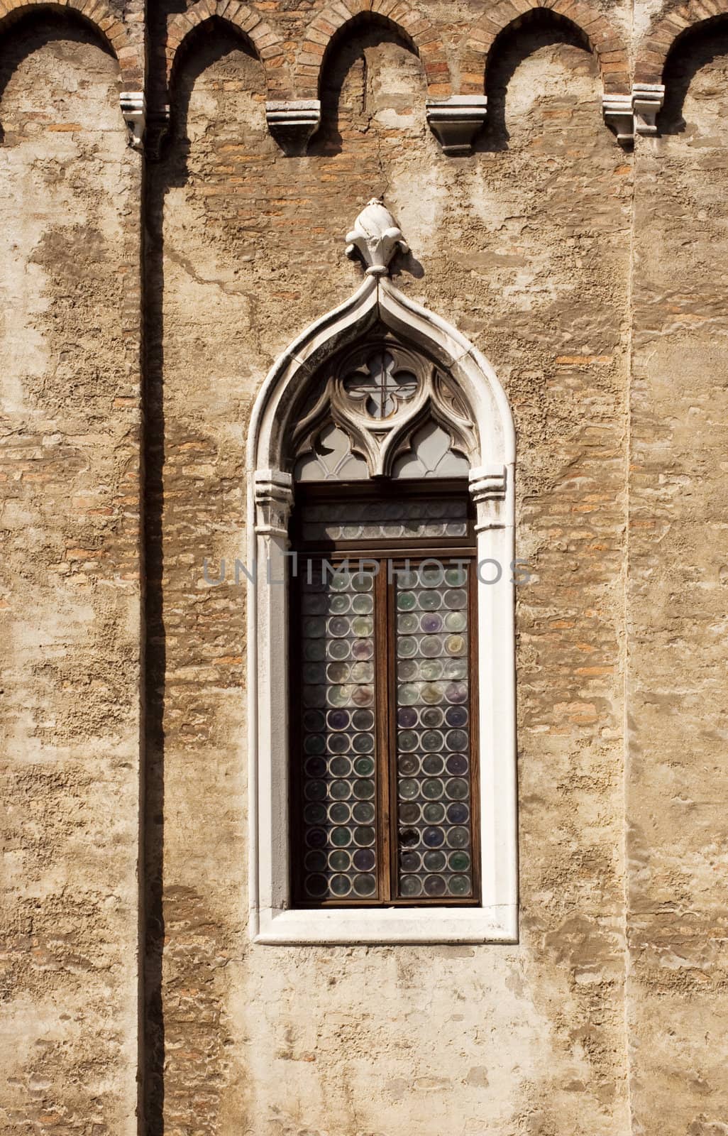 Photo of a Monfora, typical Venetian window