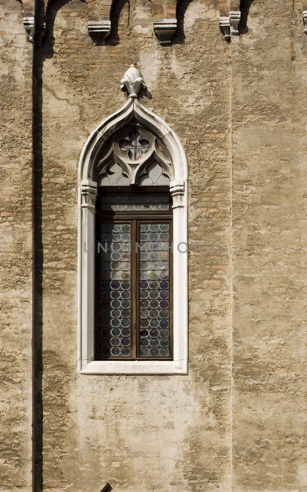 Photo of a Monfora, typical Venetian window