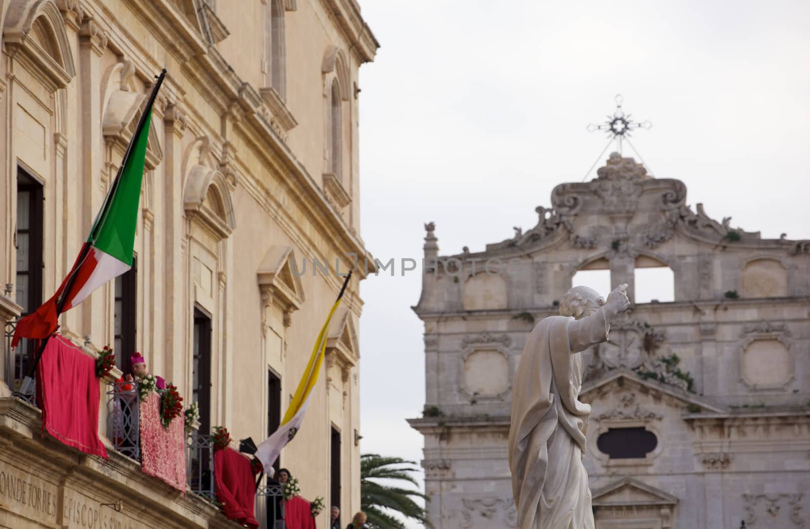 View of Statue, Syracuse cathedral
