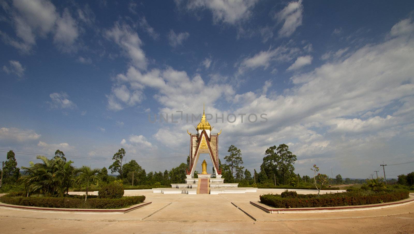 tempel in Cambodia by tpfeller