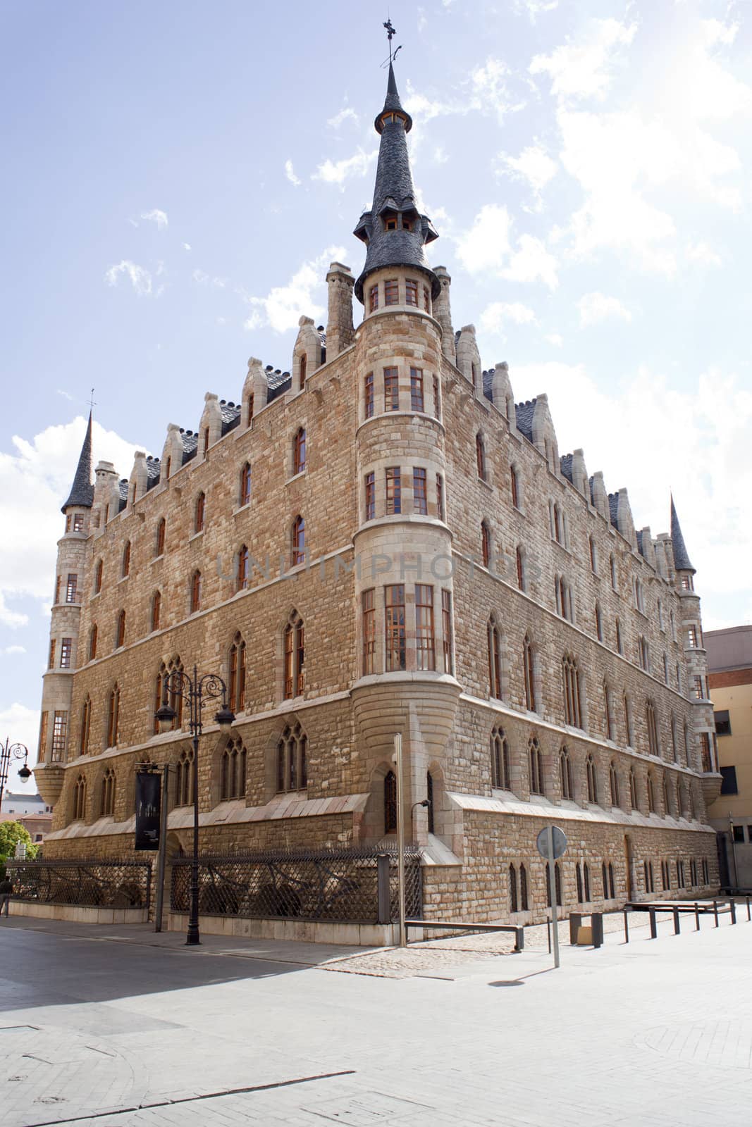 Botines house in Leon - Spain
