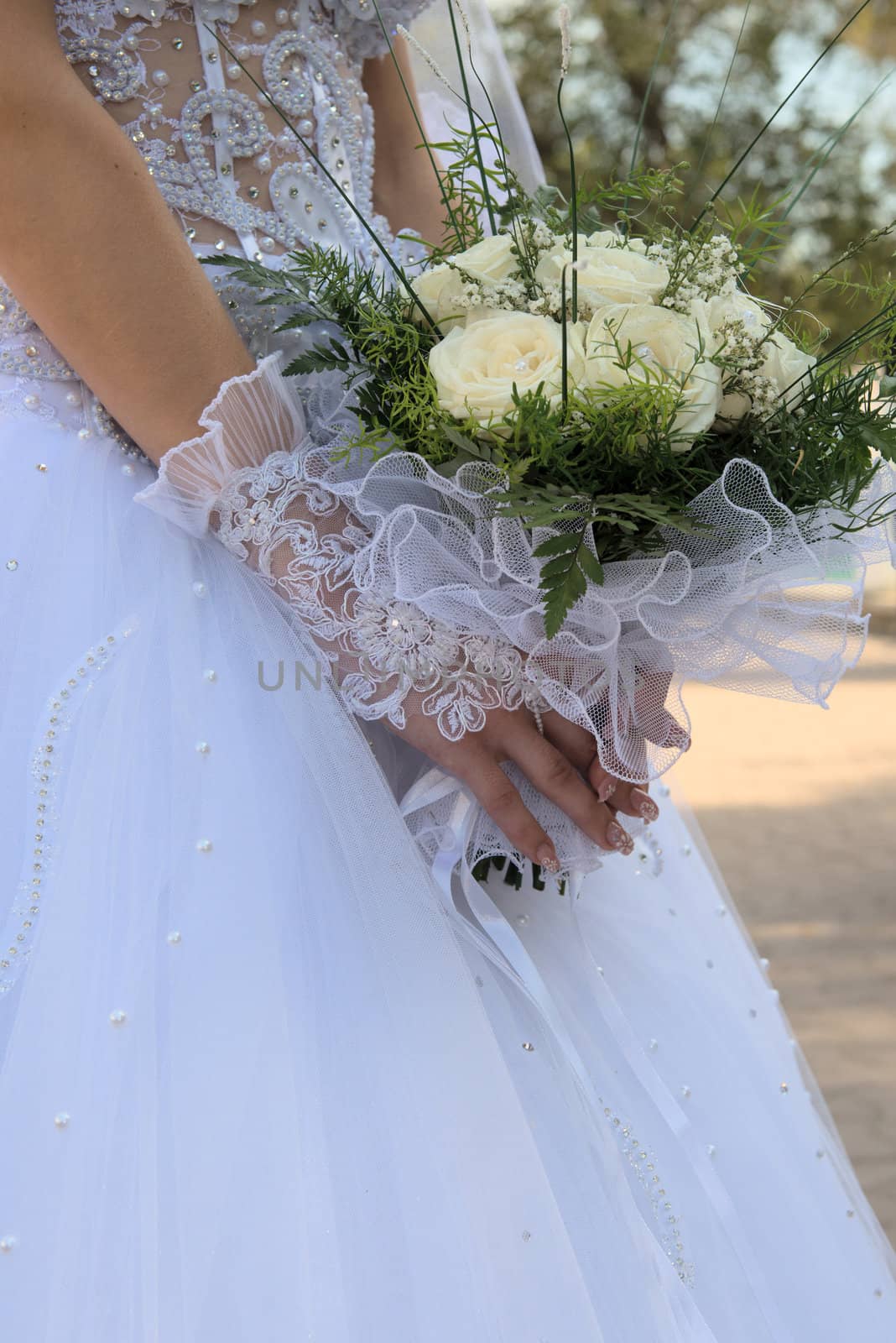 Beauty bouquet in a hands of the bride