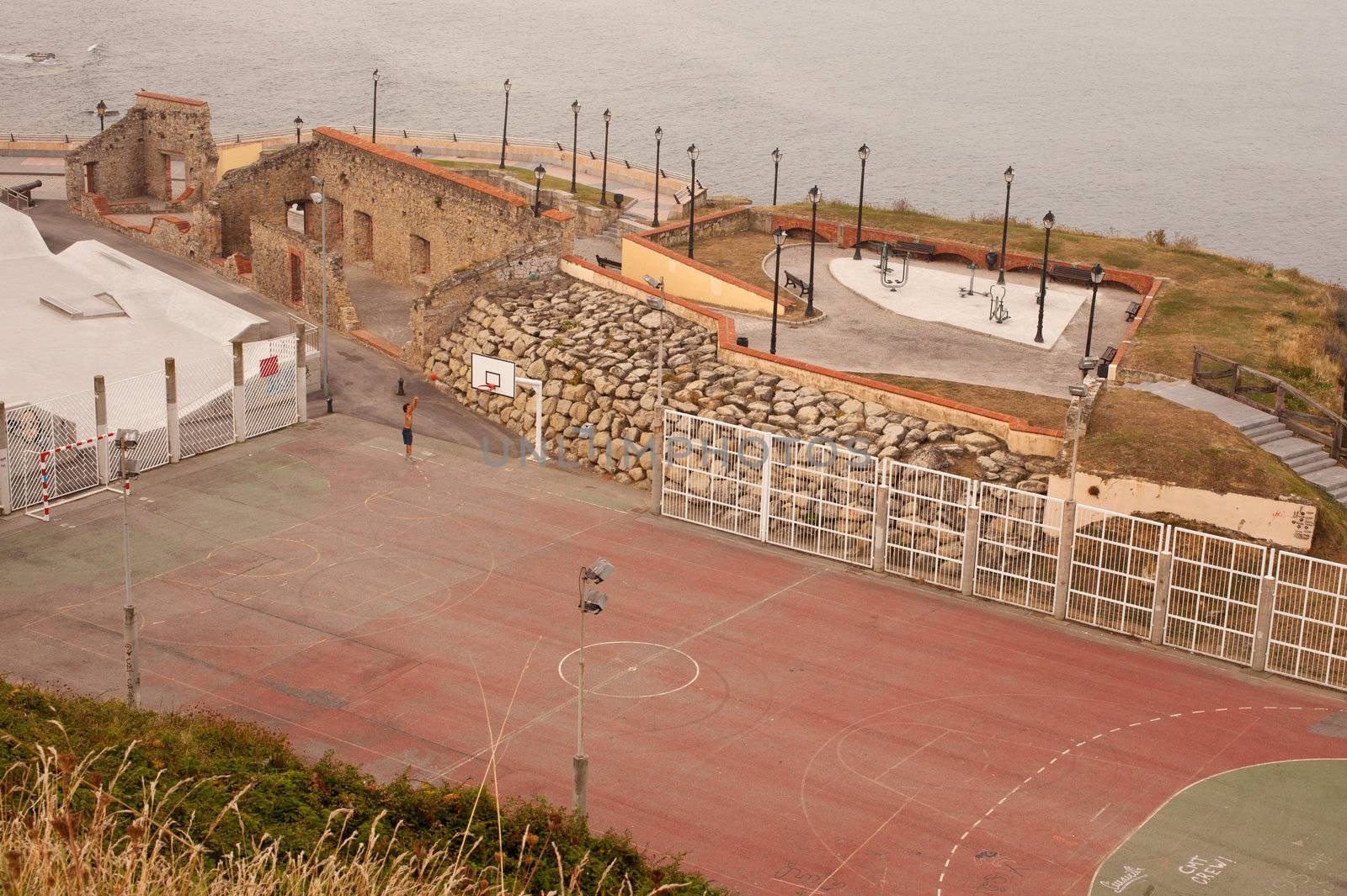 Basket player in a basket field, Gijon - Asturias