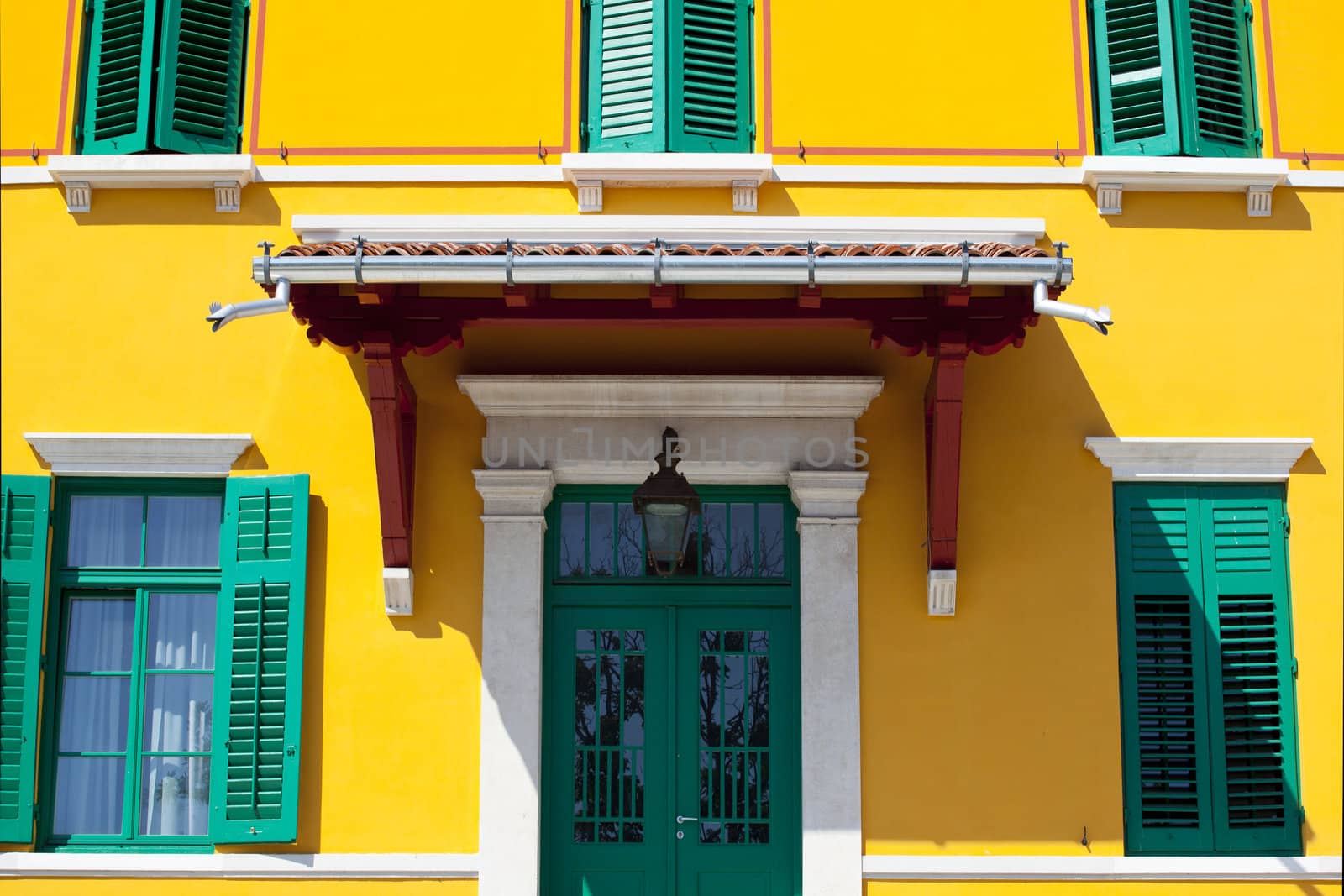 Yellow house in Trieste - Italy