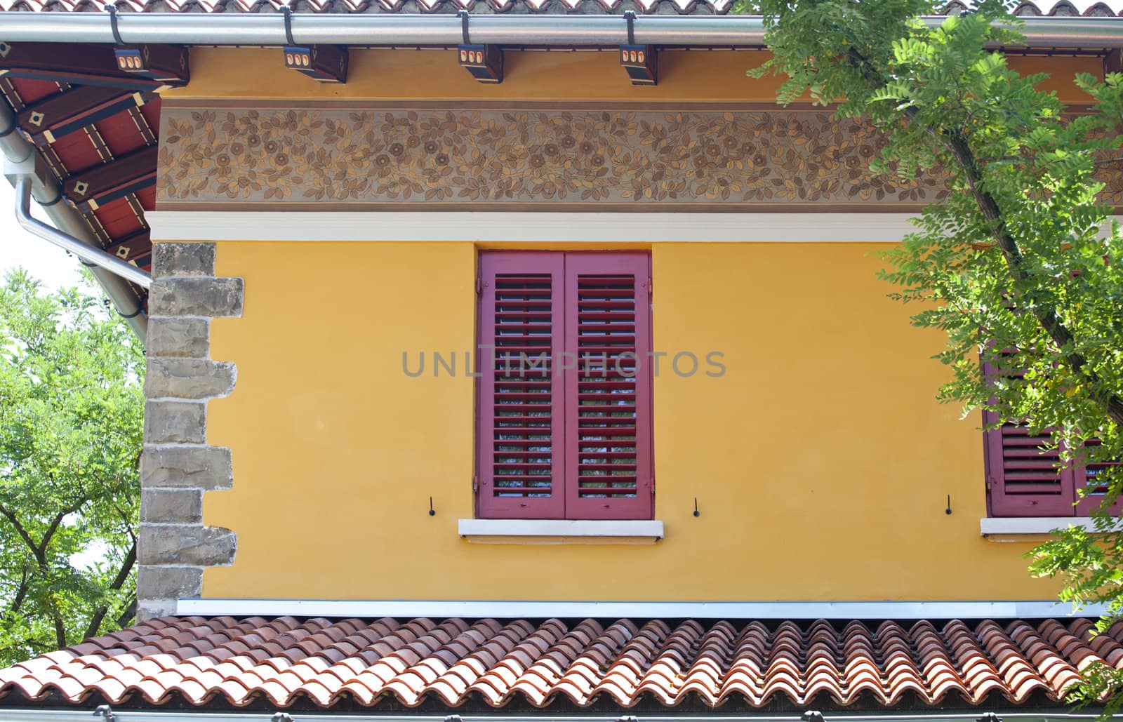 Window in a yellow house, Trieste