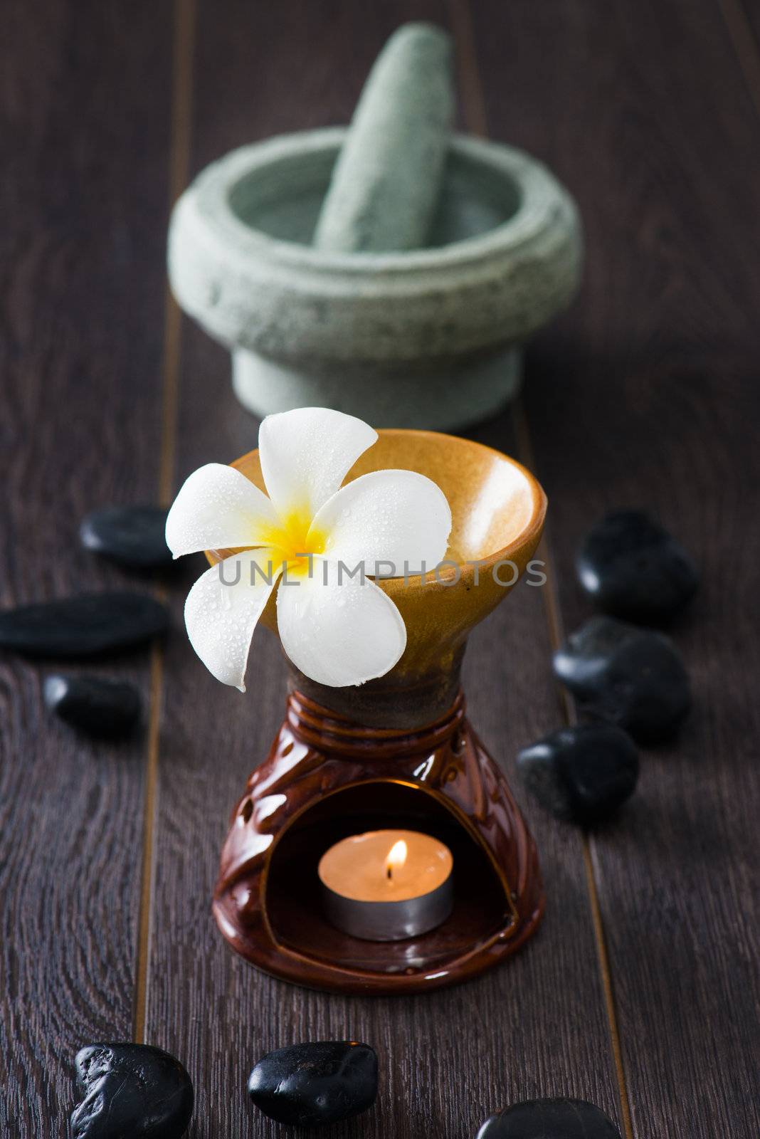  frangipani spa and aroma  therapy treatment with hot rocks