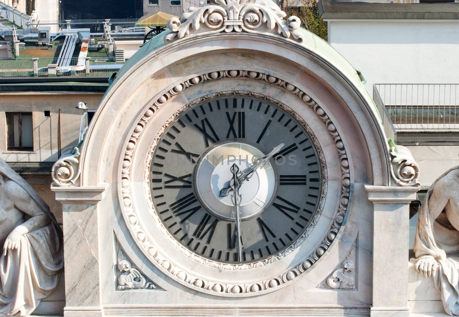 Clock, marble sculpture - Milan