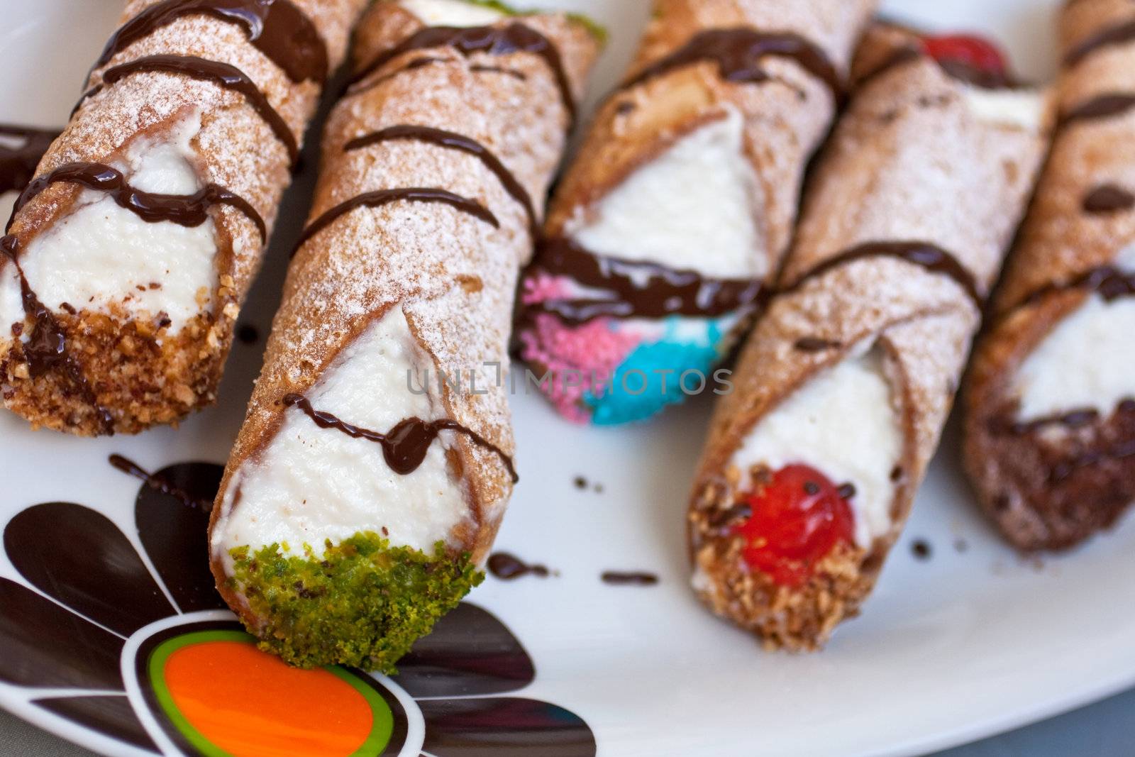 Cannoli siciliani - Sicilian pastry on a dish