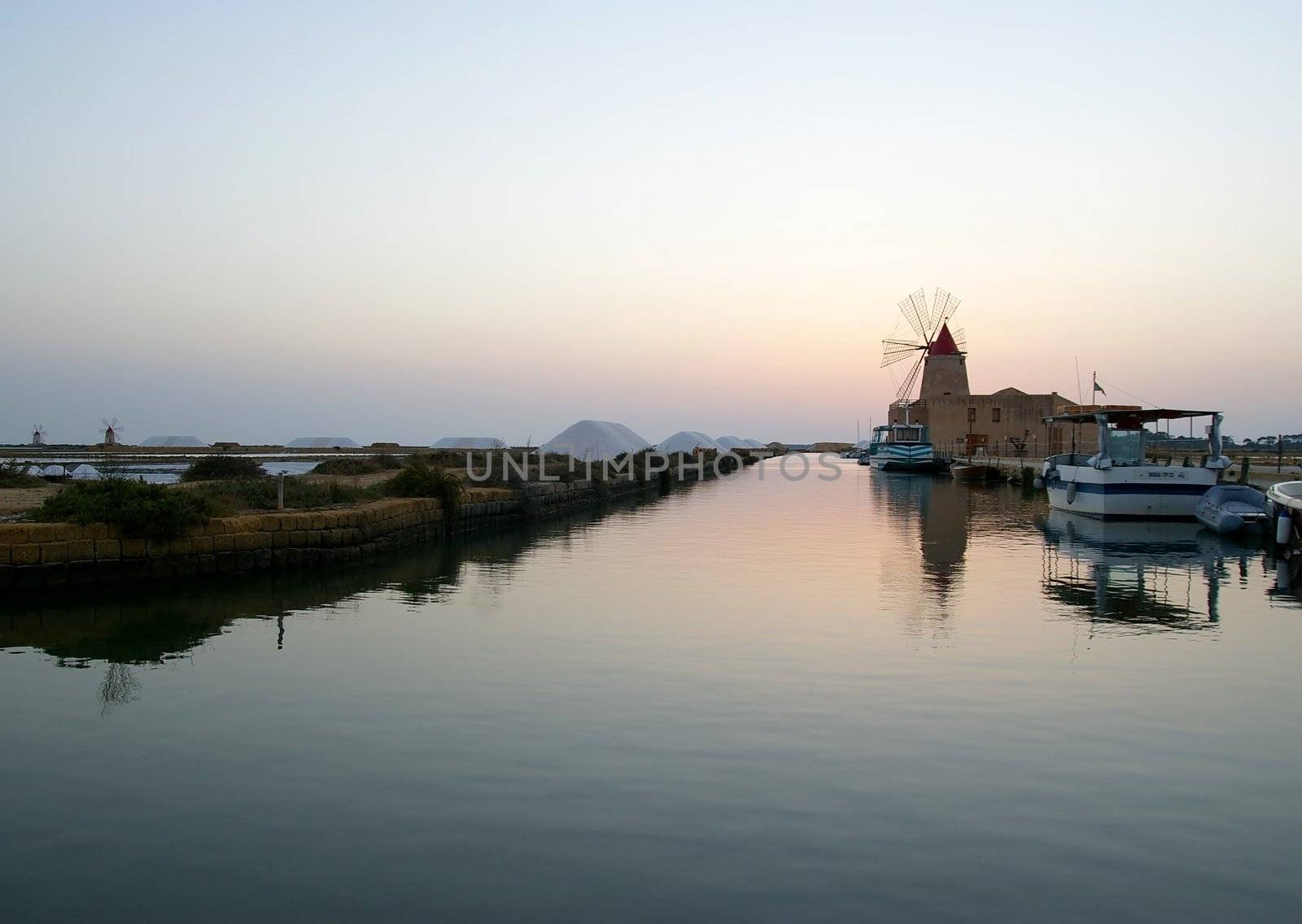 Windmill at Marsala by baggiovara