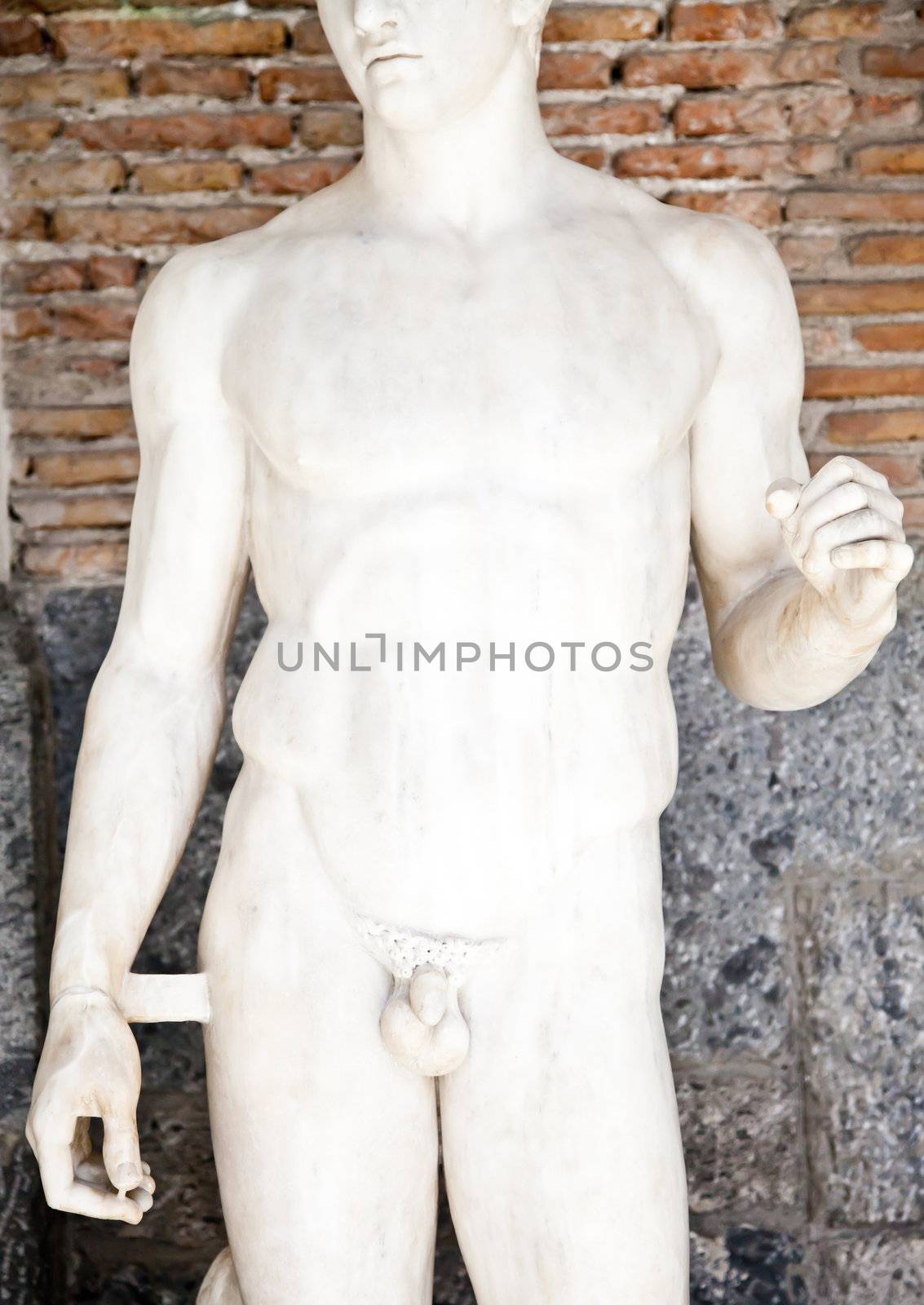 Greek statue in an Italian museum, original (more than 1700 years old)