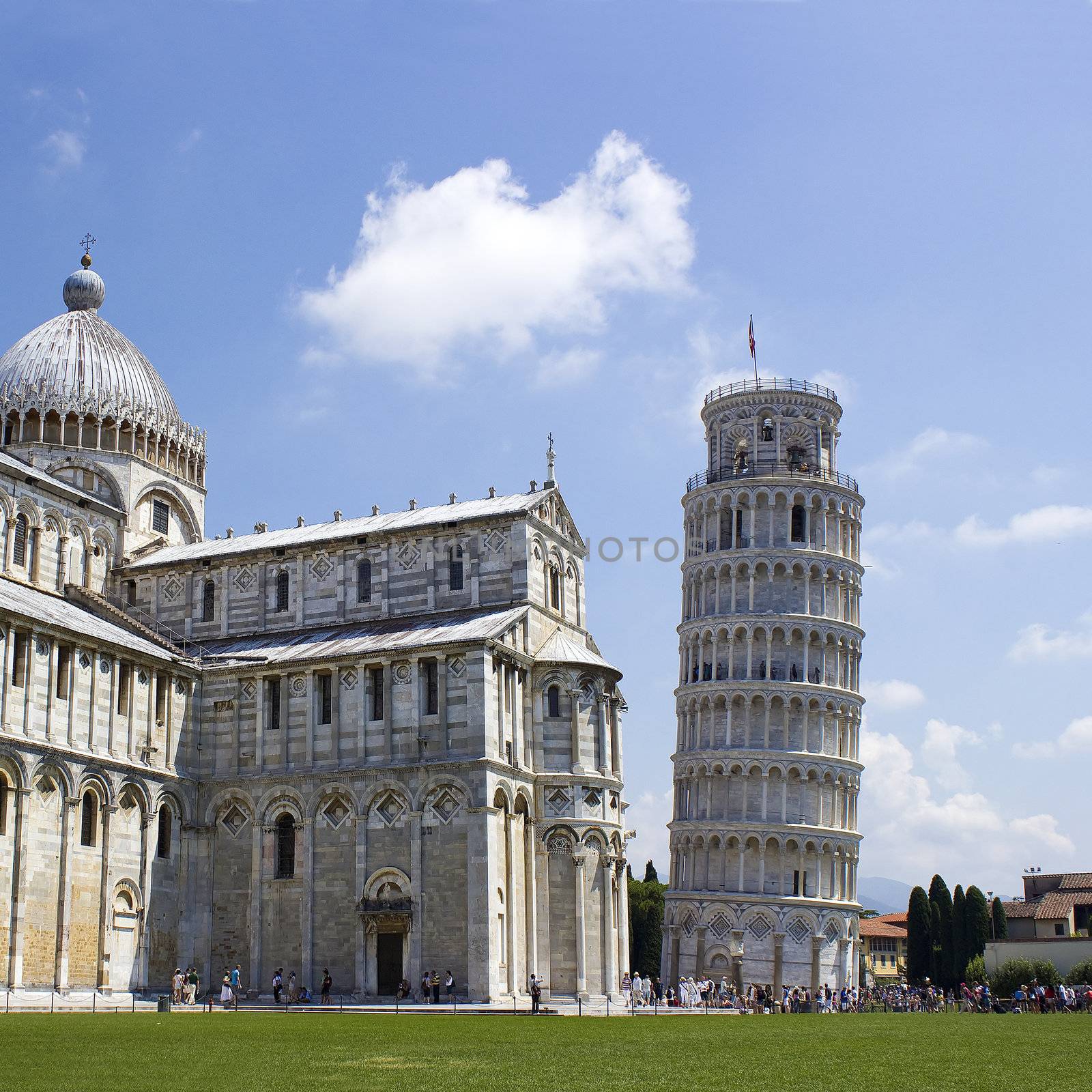 The Leaning Tower of Pisa by miradrozdowski