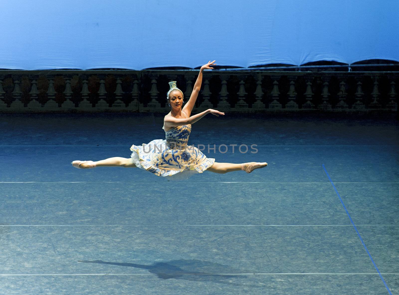 CHENGDU - JAN 5: ballerina of The national ballet of china performs on stage at Jincheng theater.Jan 5, 2012 in Chengdu, China.
