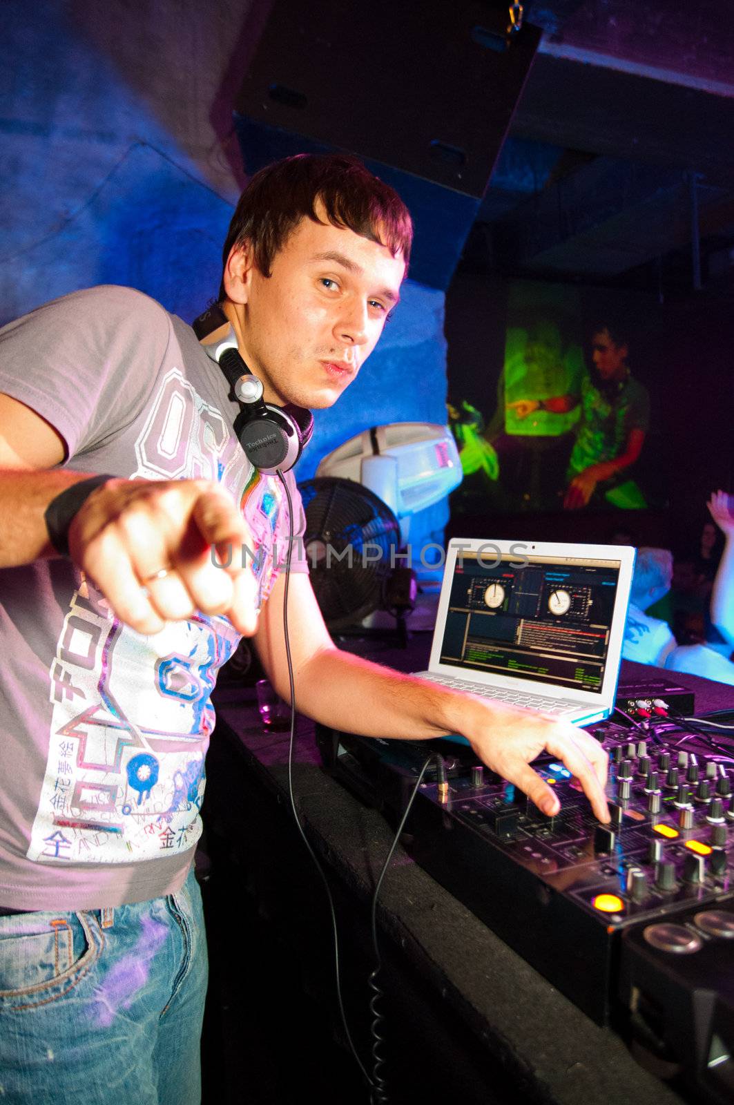 DJ playing by nikolaydenisov