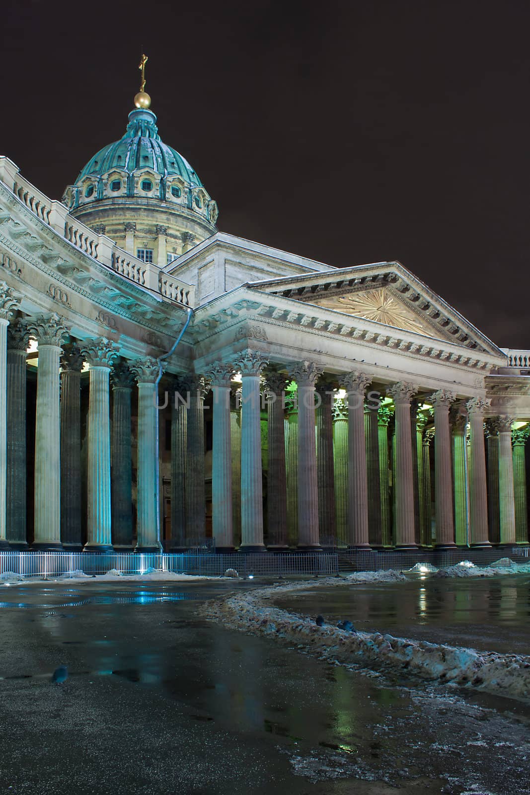 Night vertical view of Kazan Cathedral in St. Petersburg (Russia)