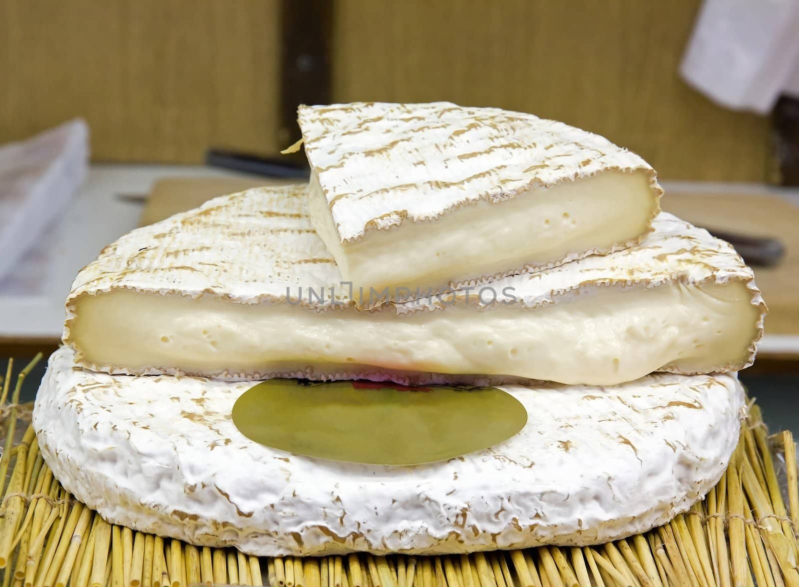 brie de Meaux cheese by neko92vl