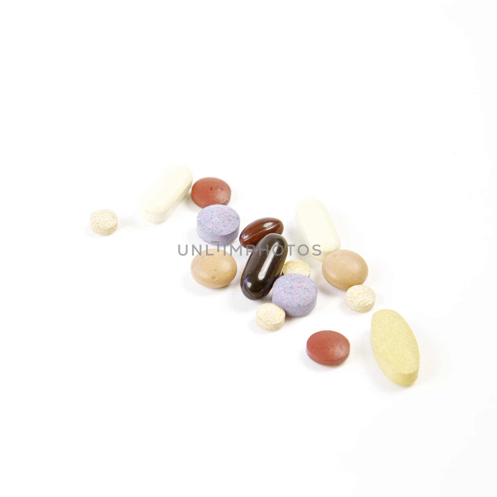 Pills and capsules by instinia