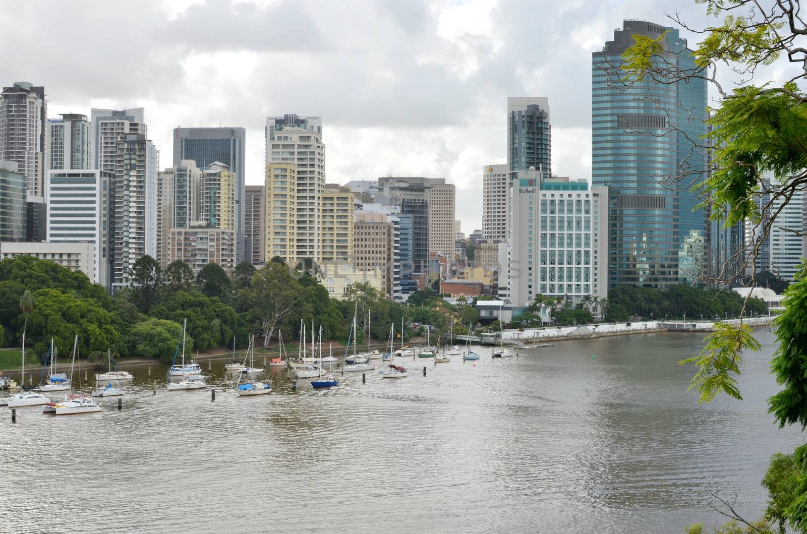 Brisbane River and Brisbane City by ianmck