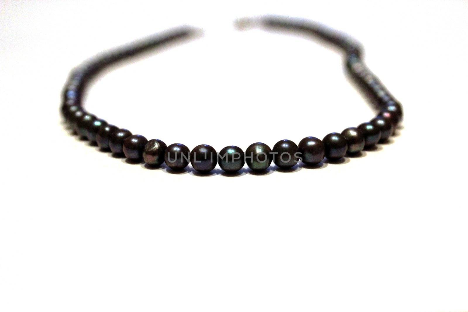 necklace of black pearls by Metanna