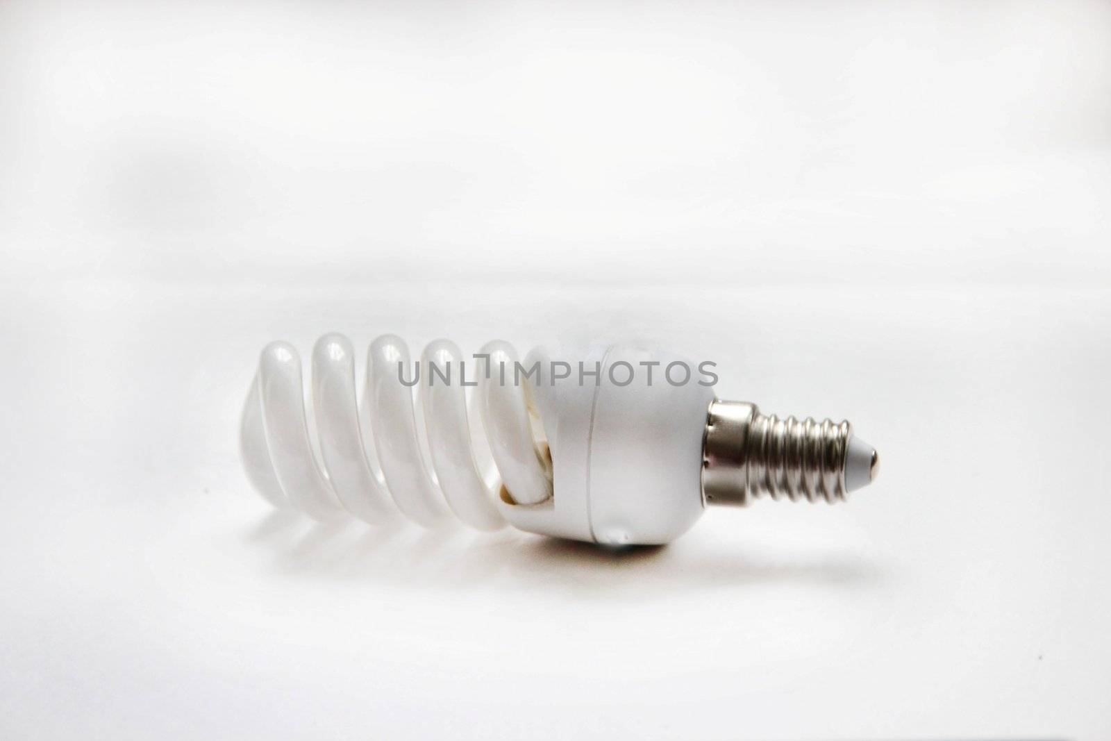 Energy-saving bulb by Metanna