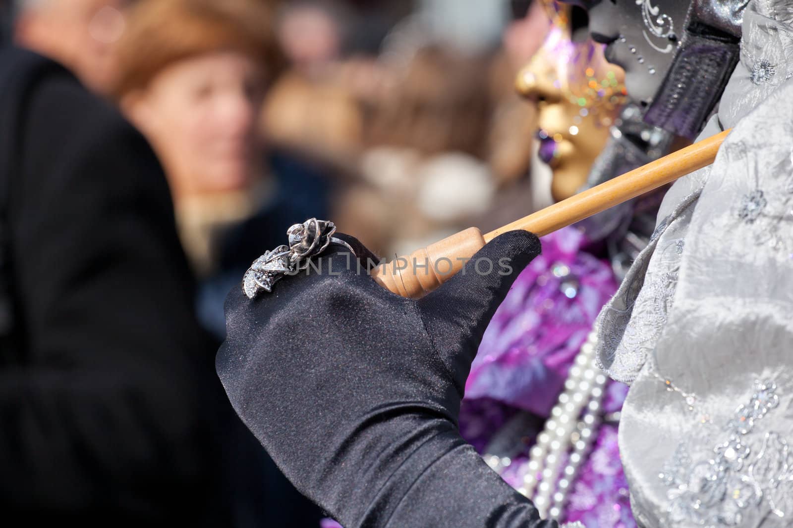 Black glove, Mask in the Venice carnival